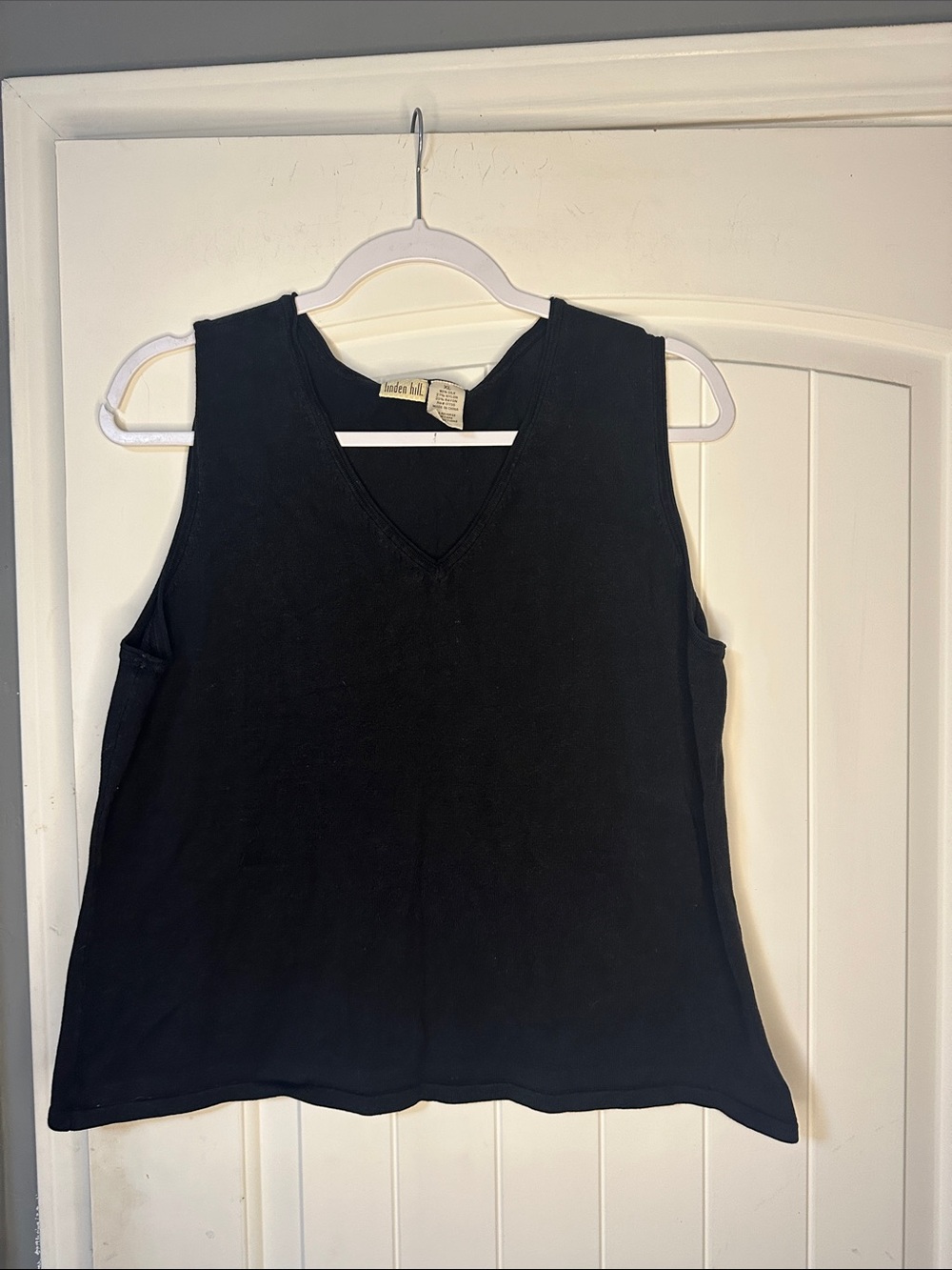 Linden hill Silk Blend V Neck Tank Top- XL